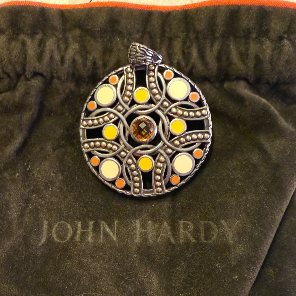 John Hardy Pendant - Picture 2 of 4